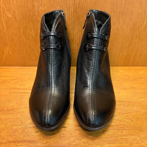 Designer Antonio Melani Black Leather Wood Heel Booties w/ Buckle Detail size 38 - Picture 3 of 11